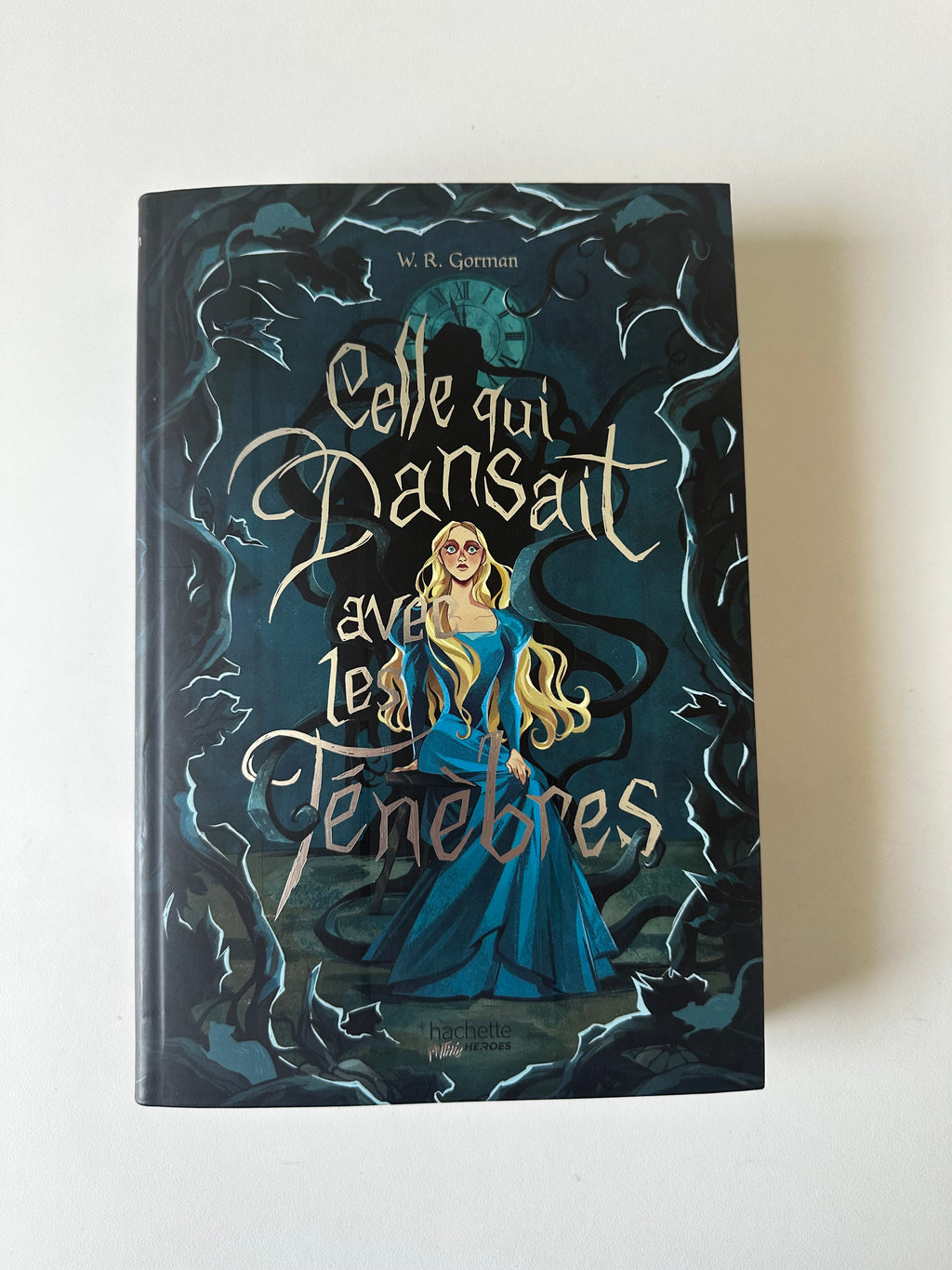 Celle qui dansait avec les ténèbres - Occasion