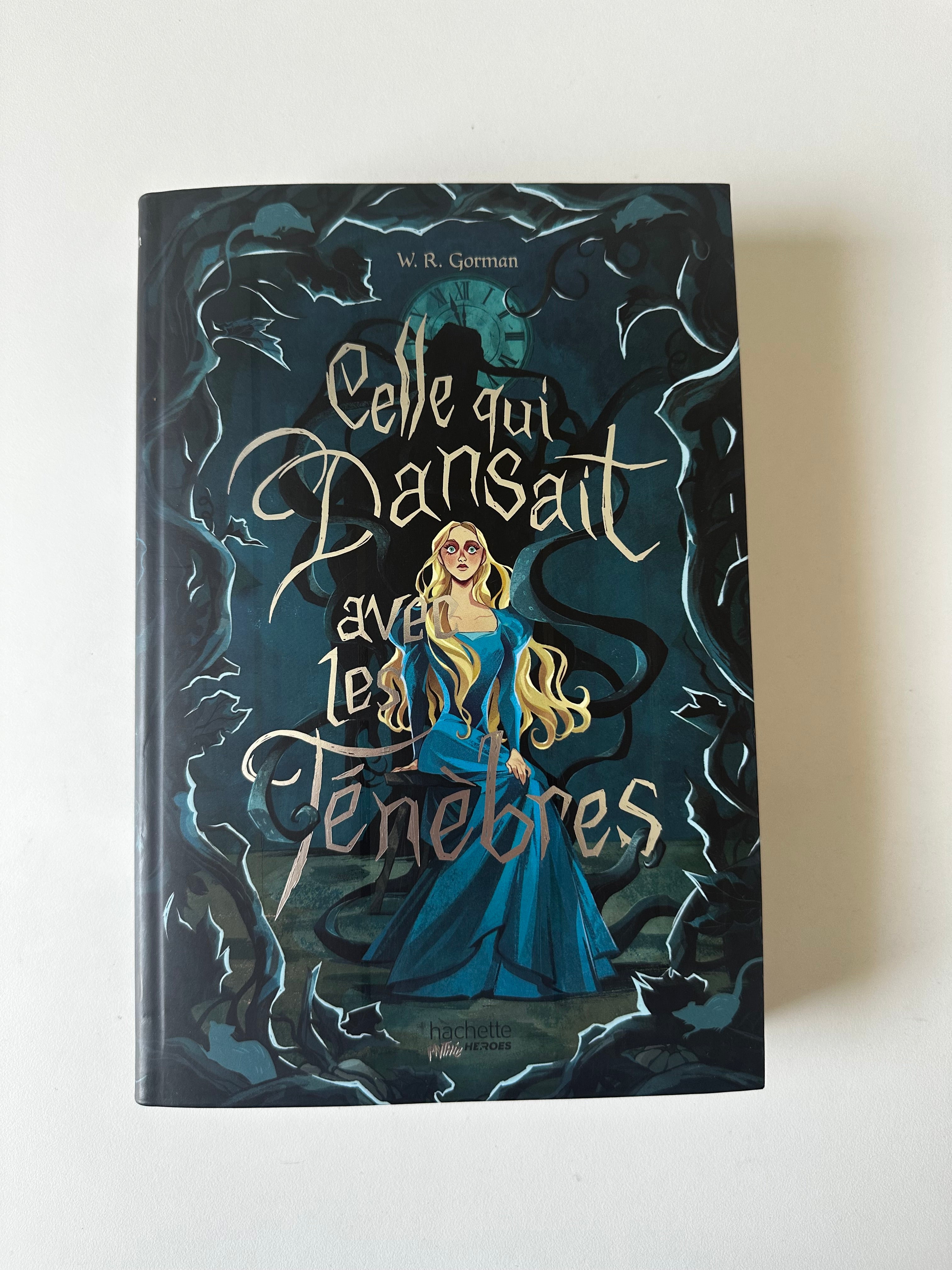 Celle qui dansait avec les ténèbres - Occasion