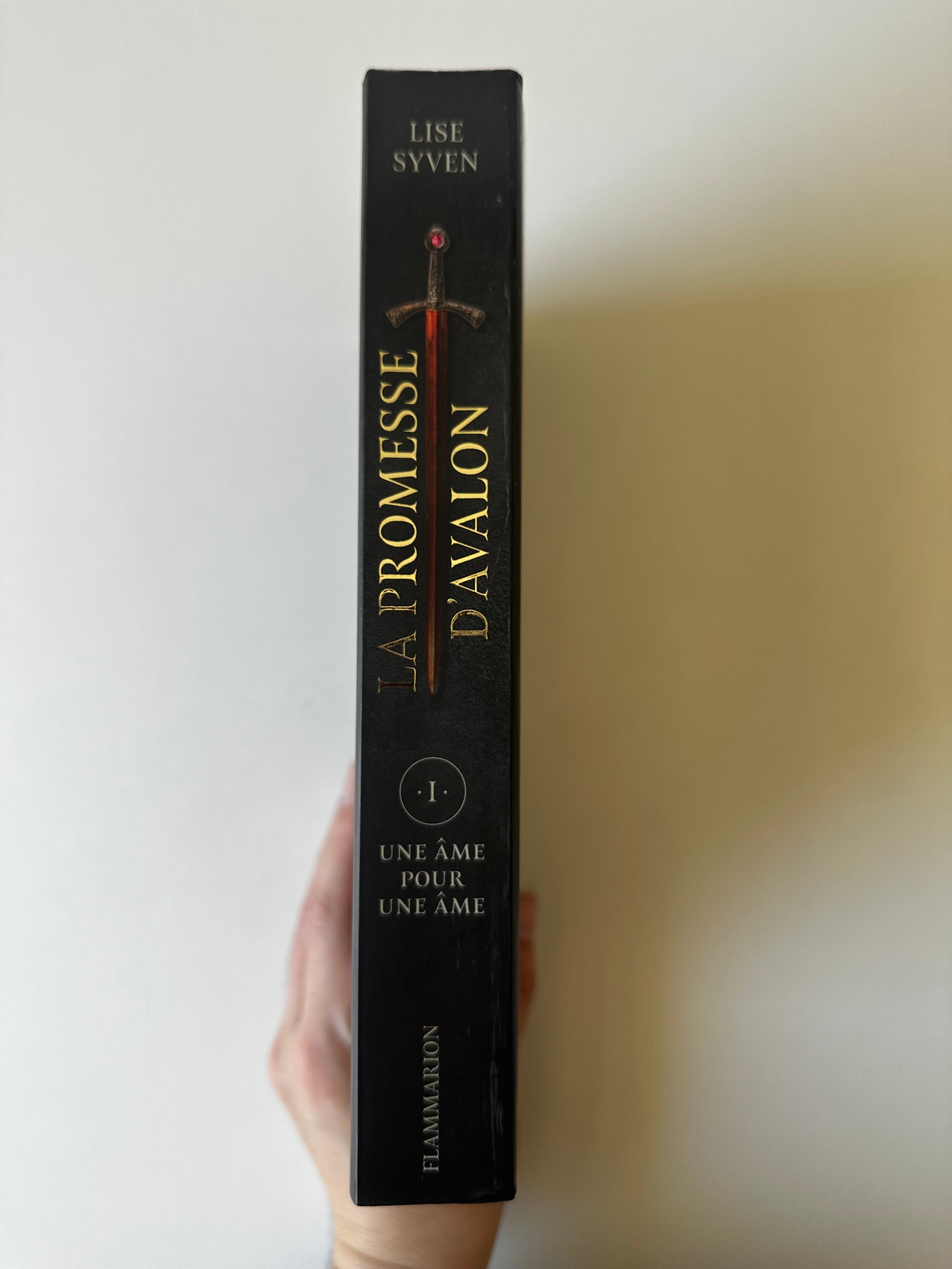 La Promesse d'Avalon Tome 1 de Lise Syven - Occasion